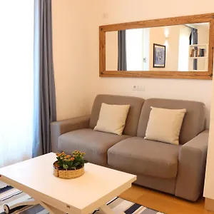 Signorile Iun S0575 Apartment